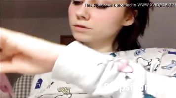 18yo paso hermana intermitente tetas en cam stepbro atrapado follada en StepSiblings.us