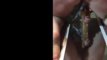 Amateur Esposa Quita Vestido Y Paseos Su Ventosa Consolador
