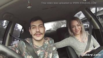 Amateur Pareja Follando en Suite de Lujo