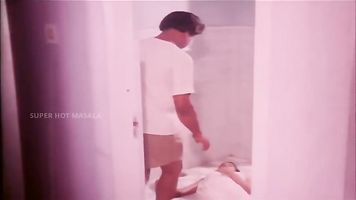 india chica cachonda seduciendo sirviente