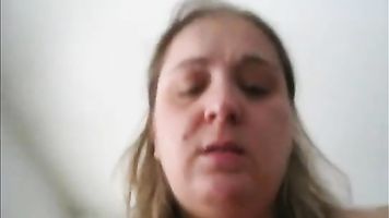 Gordita MILF paseos su amante POV