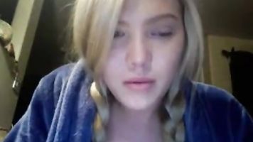 hermosa rubia adolescente - NeatCams.com