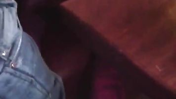 Morena desagradable folla en McDonald's