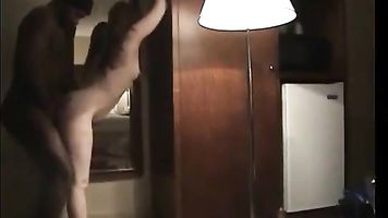 Casero Amateur Esposa engaña Marido con BBC Y Gritos en Cuckold666.com