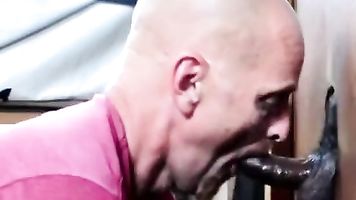 Blanco Guy's Amor Comer Negro Cum 8